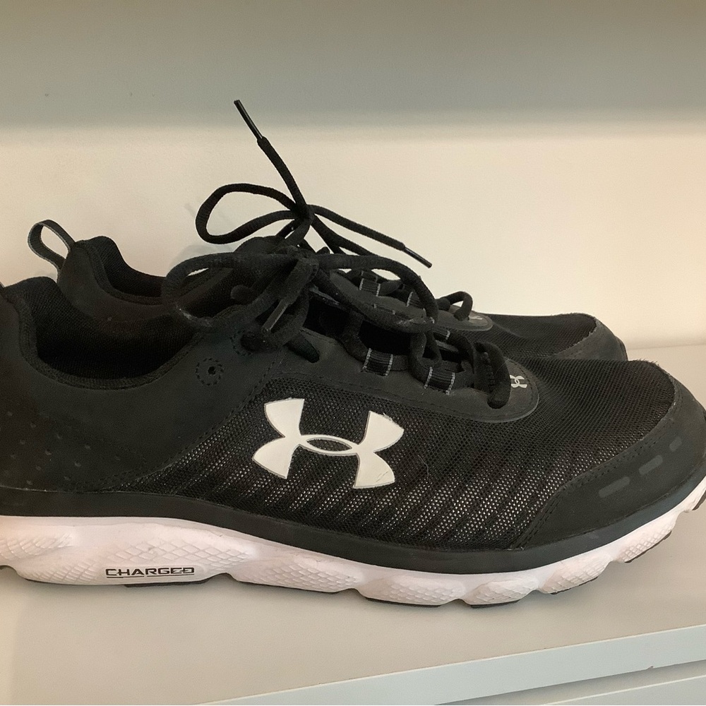 Under Armour Men's Black Running Shoes